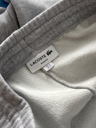 Pantalones chándal Lacoste grises