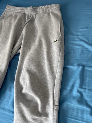 Pantalones chándal Lacoste grises