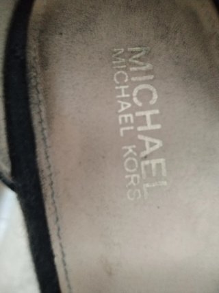 Cuñas Michael Kors Negras y Beige