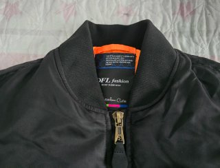 Chaqueta Bomber Negra