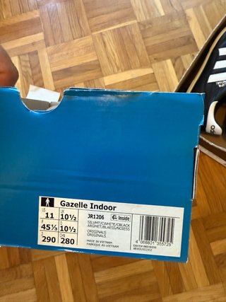 Zapatillas Adidas Gazelle Plata y Blanco
