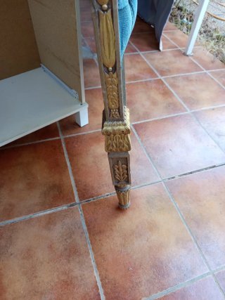 Dos cabeceros Luis XV terciopelo y madera