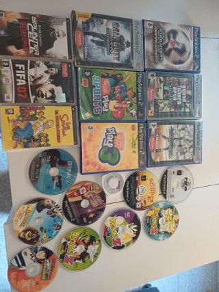 Conjunto di videogiochi PS2 e PSP