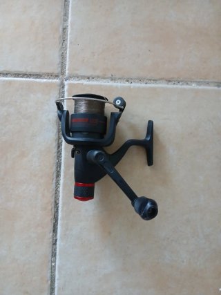 Carrete de pesca Caperlan Essential Lure