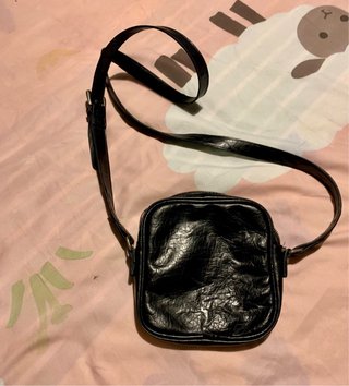 Bolso Pepe Jeans tachuelas negro