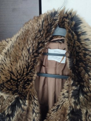 Chaquetón de pelo sintético