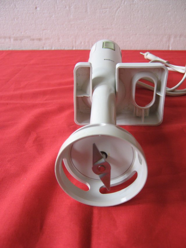 Frullatore Braun con Supporto a Parete