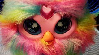 Furby Interactivo Tie-Dye Arcoíris