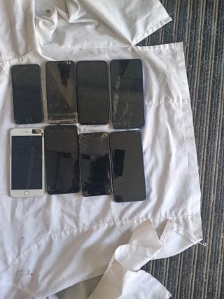 Lote 8 móviles Apple y otros