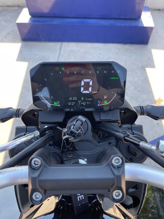 Voge 125r Negra