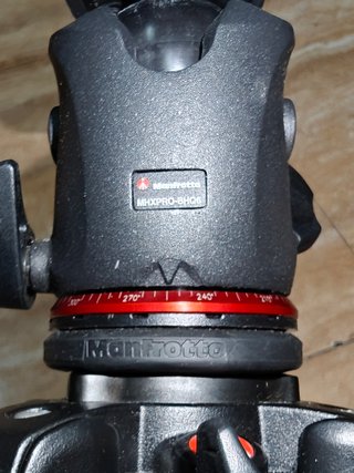 Manfrotto 055 XPRO trípode fibra de carbono