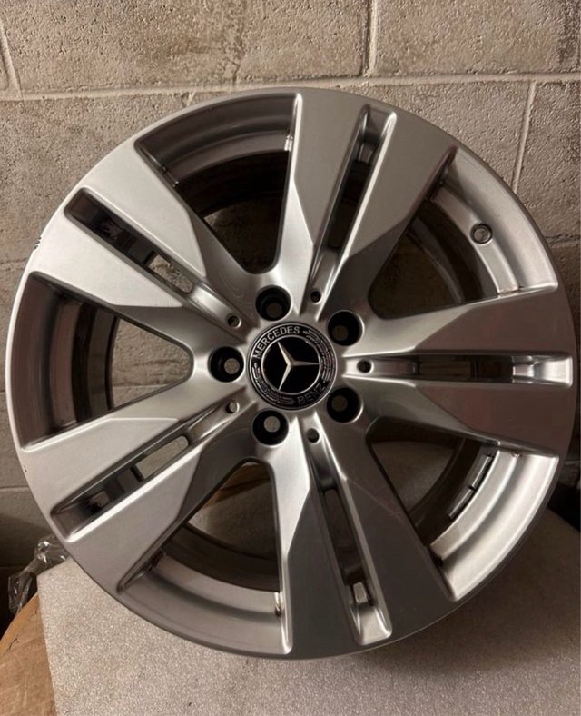 Llantas ORIGINALES Mercedes 17”