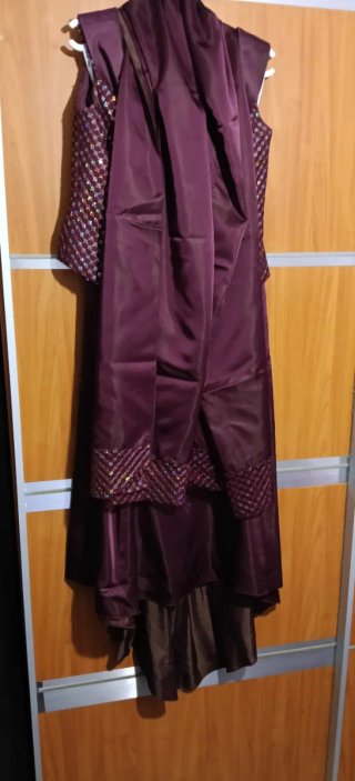 Vestido fiesta lentejuelas morado talla 48