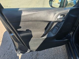 Citroen C3 1.2 puretech 82 cv pegatina  c2016