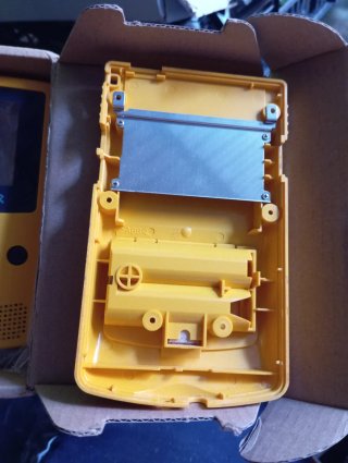 Cover Game Boy Color Gialla