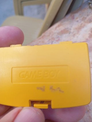 Cover Game Boy Color Gialla