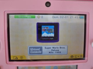 Nintendo 2DS Edición Especial Tomodachi Life Pink