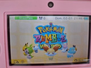 Nintendo 2DS Edición Especial Tomodachi Life Pink
