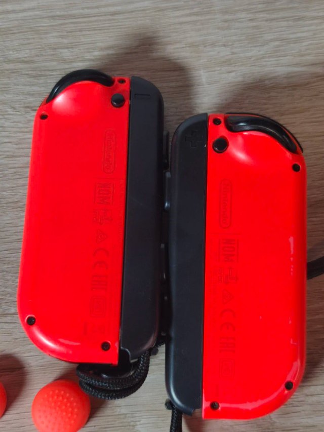 Joy-Con Nintendo Switch Originali Rossi