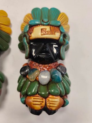 2 tótems mayas obsidiana de piedras