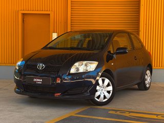 Toyota Auris 1.4 VVT-i Auris