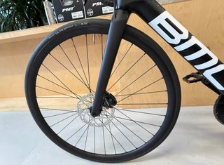 Bicicleta BMC de carbono SLR