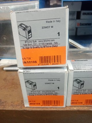 Interruttore Magnetotermico BTicino 22W27