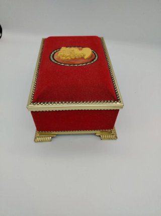 Caja metálica vintage Paolina