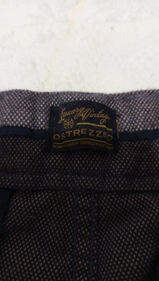 Pantalón chino todoterreno gris