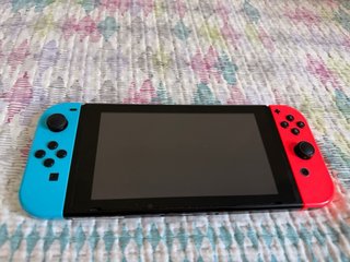 Nintendo Switch Blu e Rosso + Accessori