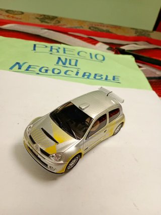 NINCO Renault Clio super 1600  con motor NC5