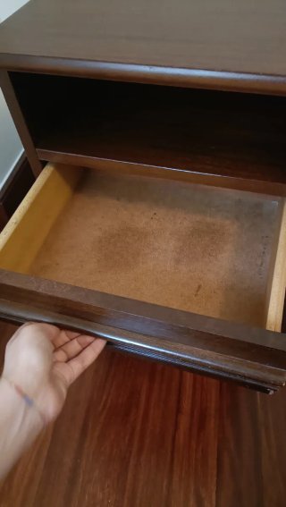 Mesita de noche madera maciza