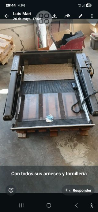 Plataforma elevadora para furgoneta
