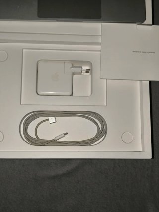 2021 MacBook Pro 14" M1 Pro 512GB 16GB / Completo