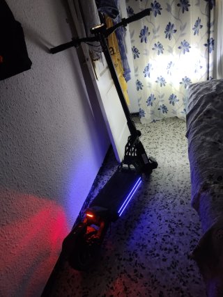 Patin electrico con luces LED