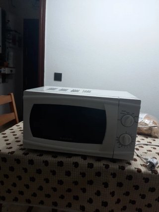 Microondas Taurus 1200W