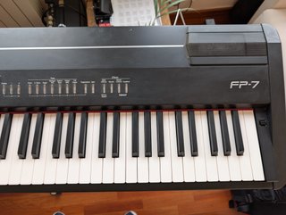Piano Roland FP-7 Eléctrico