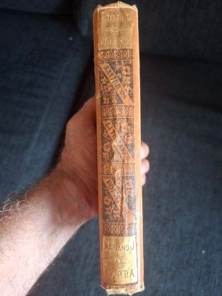 Libro muy antiguo "Figaro"