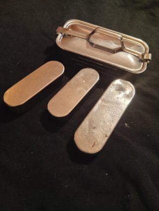 Set scatole mediche antiche