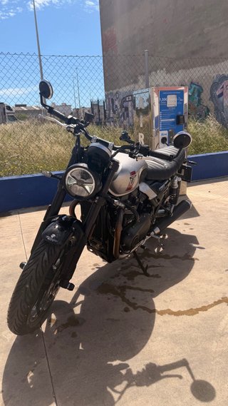 Triumph Speed Twin 900 2025