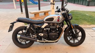 Triumph Speed Twin 900 2025