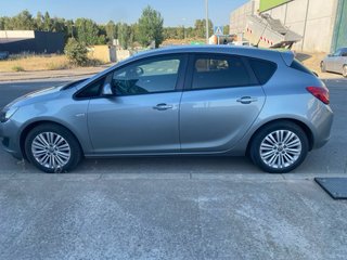 Opel Astra 2015
