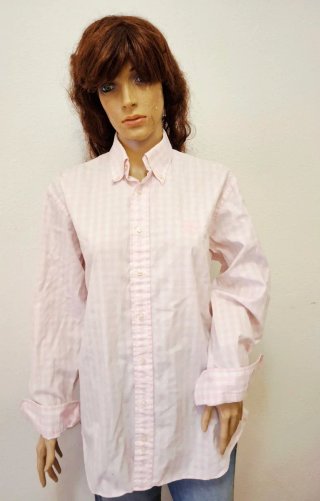 Camisa rosa y blanca a cuadros