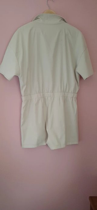 Mono corto estilo explorador beige Talla XL