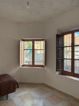 Particular, alquila habitación en Granada