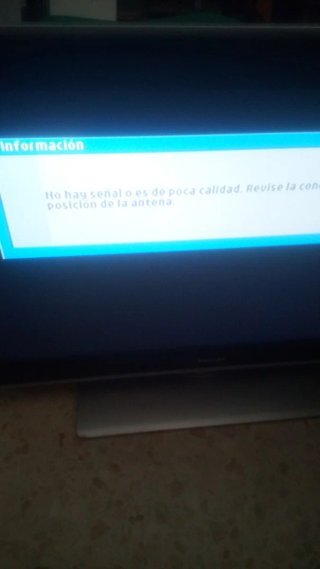 Televisor Philips Negro y Plata