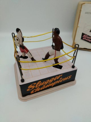 Juguete de hojalata Slugger Champions