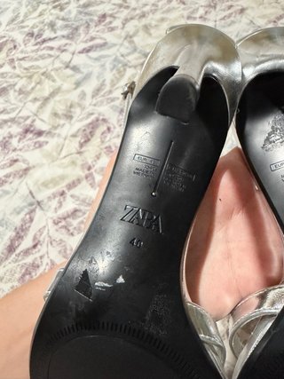 Tacones Zara Plata Hebilla Talla 40