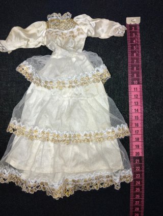 Vestito Barbie bianco con pizzo dorato vintage