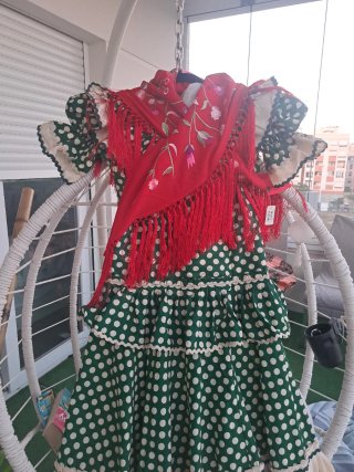 Vestido Rociero Verde Lunares